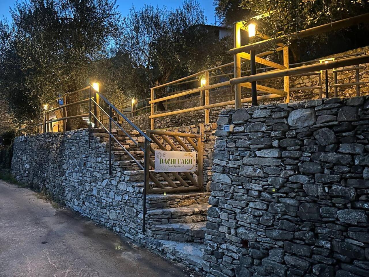 Appartamento Alba Dachi Farm Marina dʼMarina dʼAndora Exterior foto