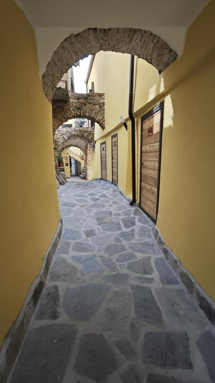 Appartamento Alba Dachi Farm Marina dʼMarina dʼAndora Exterior foto