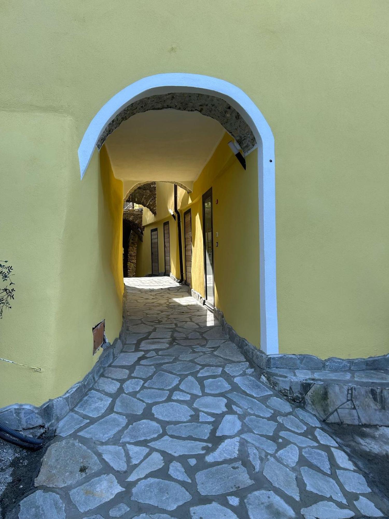Appartamento Alba Dachi Farm Marina dʼMarina dʼAndora Exterior foto